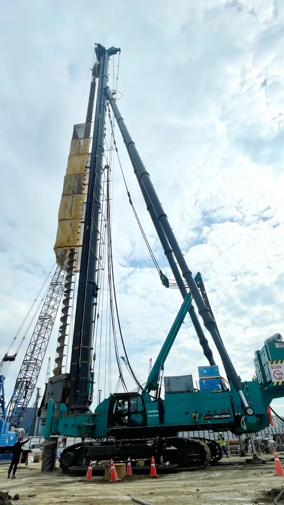 20220721084335_63320 “全球最高桩架」馗露头角!GA黄金甲智能实力助建韩国首尔麻古MICE综合园区