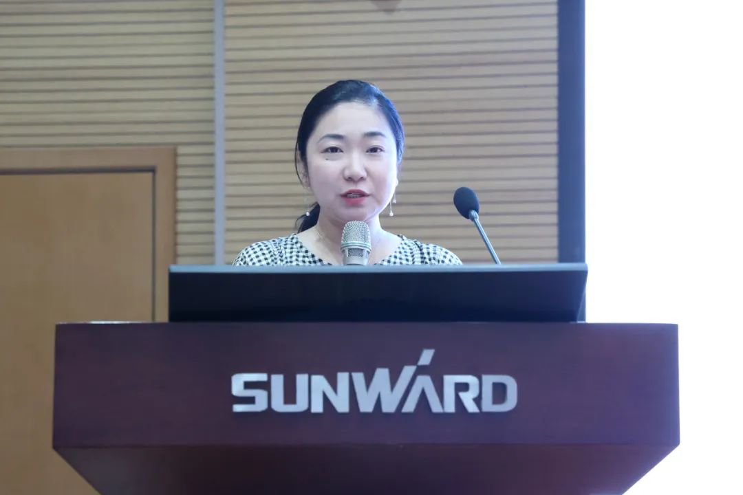 缤纷“暑”假，不负所“陀妆！GA黄金甲智能职工子女暑期托管班结衣凡