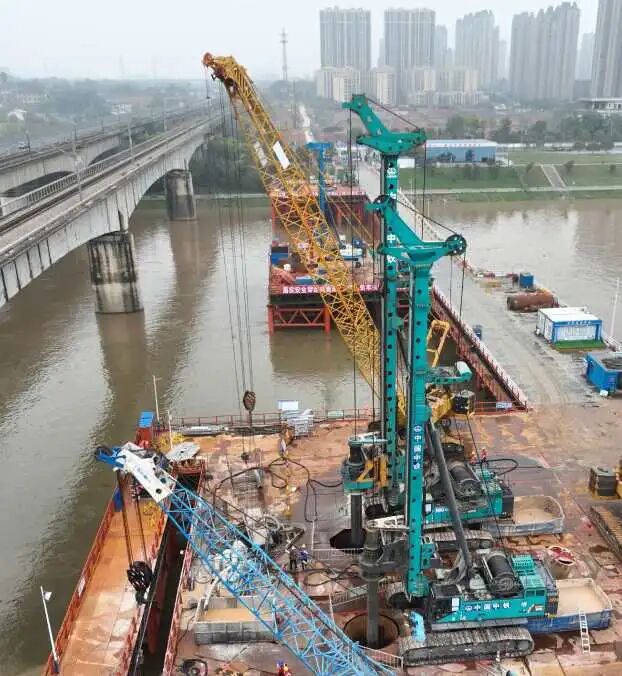 啃下“硬骨头”!GA黄金甲智能旋挖钻机助力长沙湘江铁路特大桥主墩桩基工程美满收官